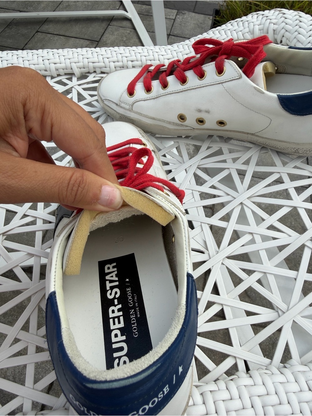 Golden Goose White women’s Sneakers with Red Laces and Navy Heelttga - Picture 4 of 11